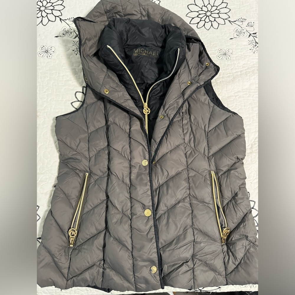 Woman’s Michael Kors Vest (Size S)